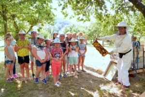 FERIENSPIEL BIENENHONIG HONIGWERKSTATT